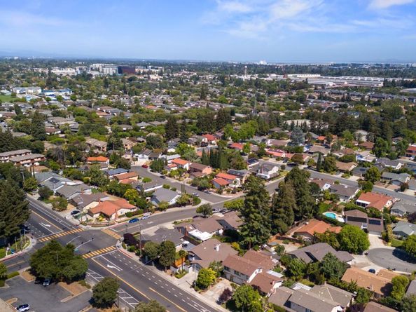 731 Old San Francisco Road, Sunnyvale CA 94086