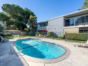 453 N Rengstorff Avenue 15, Mountain View CA 94043