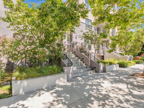 800 N 8th Street 311, San Jose CA 95112