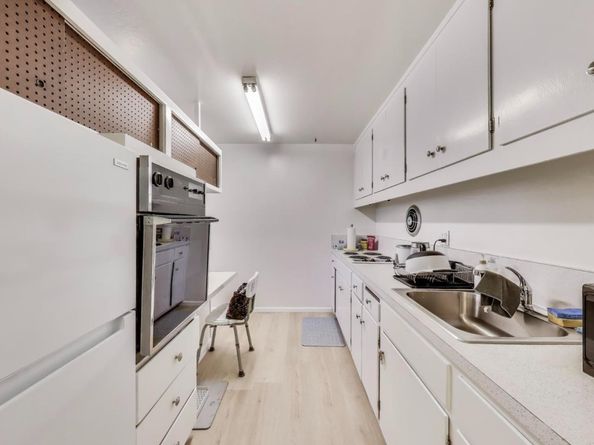 100 Millbrae, Millbrae CA 94030