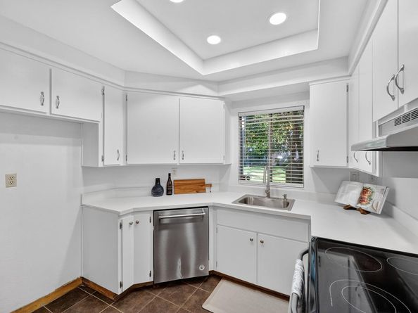 482 Shadowgraph Drive, San Jose CA 95110