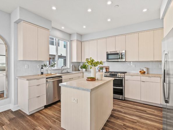 417 Santo Domingo Terrace, Sunnyvale CA 94085