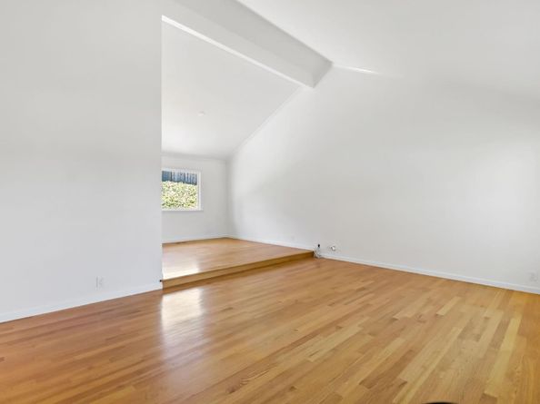 6561 Skyfarm Drive, San Jose CA 95120