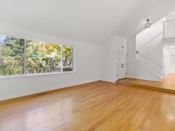 6561 Skyfarm Drive, San Jose CA 95120