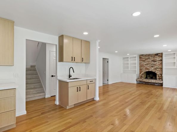 6561 Skyfarm Drive, San Jose CA 95120