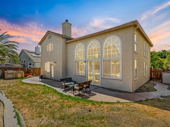 1515 Dovetail Way, Gilroy CA 95020