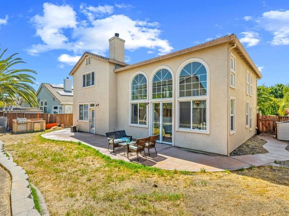 1515 Dovetail Way, Gilroy CA 95020