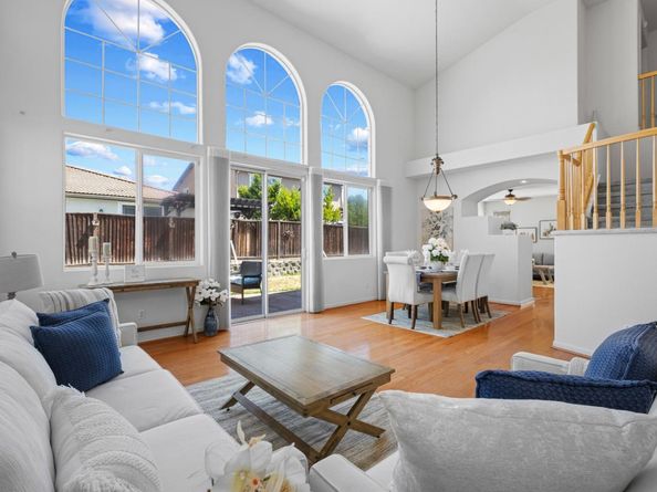 1515 Dovetail Way, Gilroy CA 95020