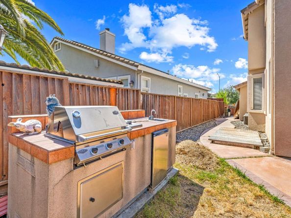1515 Dovetail Way, Gilroy CA 95020