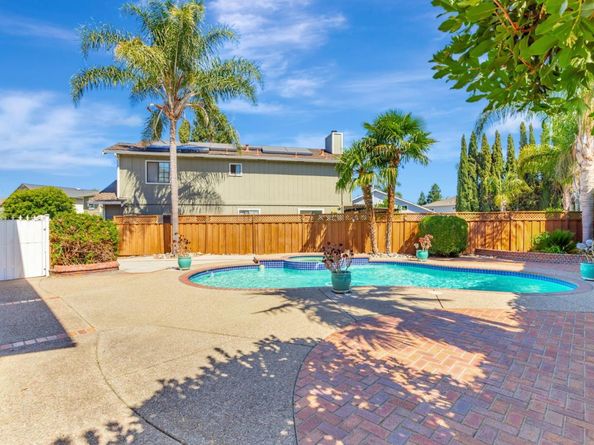 1206 Sycamore Court, Gilroy CA 95020