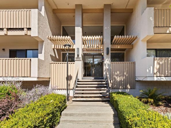 400 Ortega Avenue 301, Mountain View CA 94040