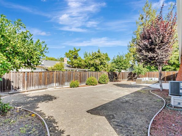 401 Henderson Drive, San Jose CA 95123