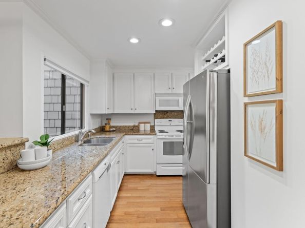 2146 Sand Hill Road, Menlo Park CA 94025