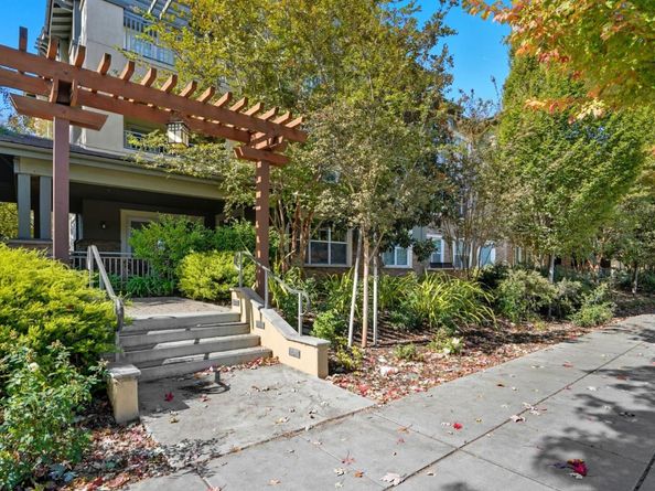 2881 Meridian Avenue 217, San Jose CA 95124