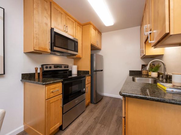 940 Kiely Boulevard C, Santa Clara CA 95051