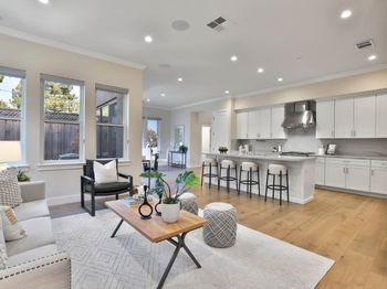 102 Hildebrand Drive