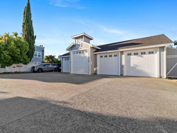 16973 Roberts Road, Los Gatos CA 95032