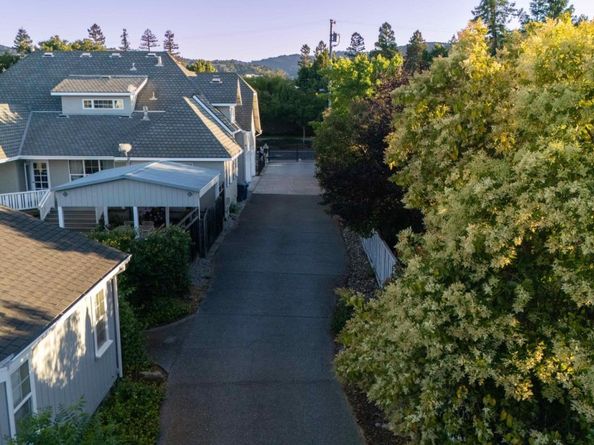 16973 Roberts Road, Los Gatos CA 95032