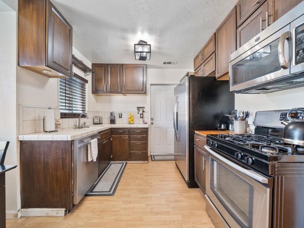 1247 Locust Street, Livermore CA 94551
