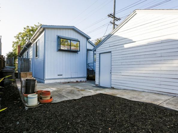 2570 Havenscourt Boulevard, Oakland CA 94605