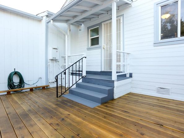 2570 Havenscourt Boulevard, Oakland CA 94605
