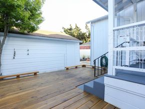 2570 Havenscourt Boulevard, Oakland CA 94605