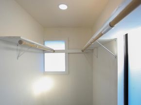 2570 Havenscourt Boulevard, Oakland CA 94605