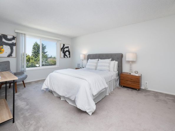 1458 HUDSON Street 305, Redwood City CA 94061