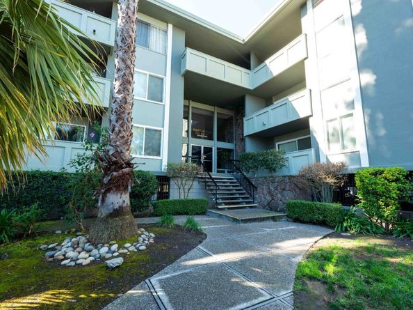1458 HUDSON Street 305, Redwood City CA 94061