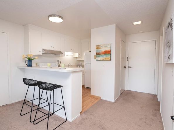1458 HUDSON Street 305, Redwood City CA 94061