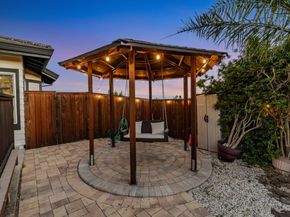 11550 Skyline Boulevard, Oakland CA 94619