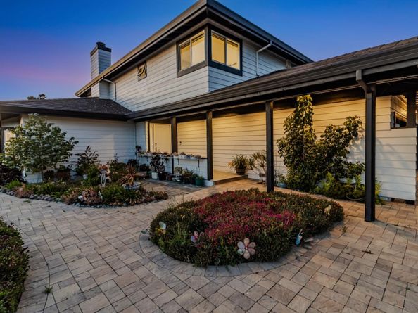 11550 Skyline Boulevard, Oakland CA 94619