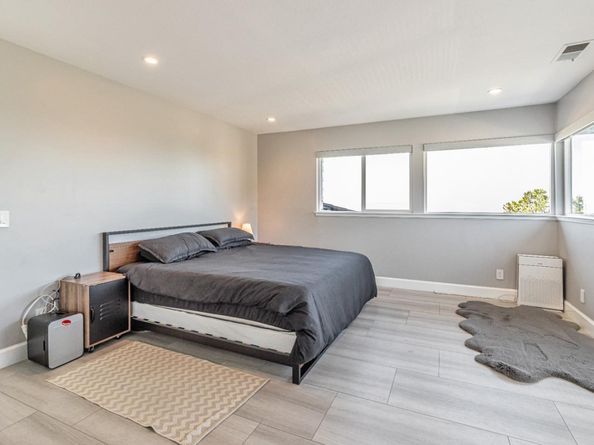 11550 Skyline Boulevard, Oakland CA 94619