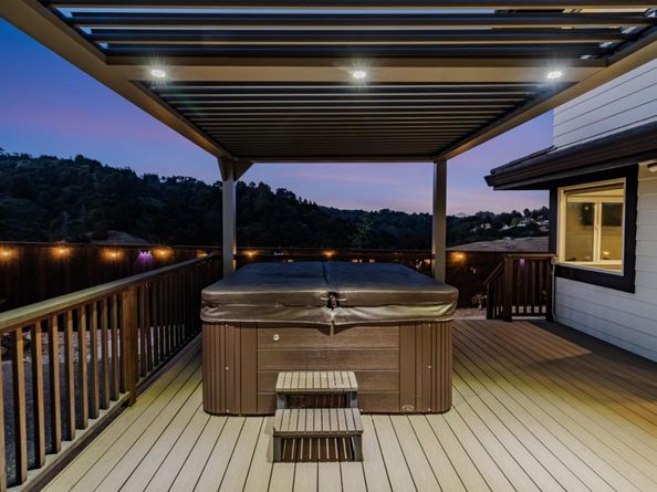 11550 Skyline Boulevard, Oakland CA 94619