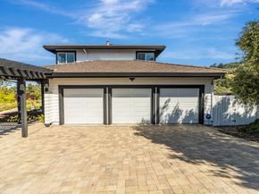 11550 Skyline Boulevard, Oakland CA 94619
