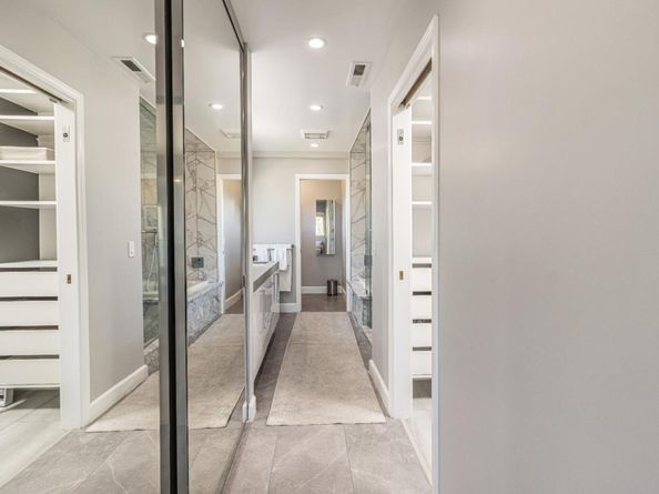 11550 Skyline Boulevard, Oakland CA 94619