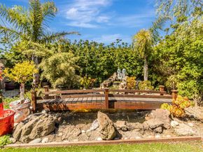 11550 Skyline Boulevard, Oakland CA 94619