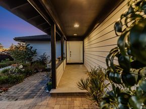 11550 Skyline Boulevard, Oakland CA 94619
