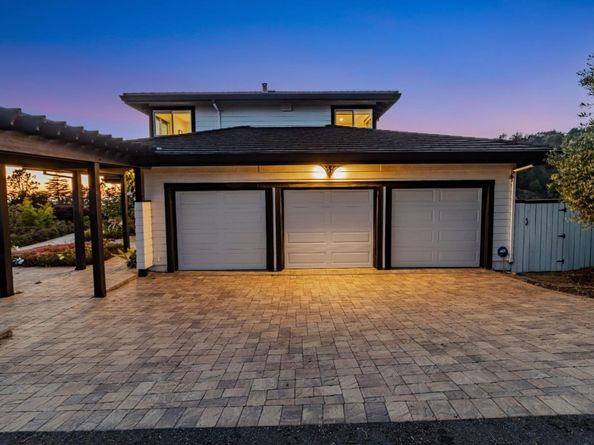 11550 Skyline Boulevard, Oakland CA 94619