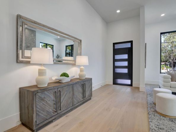 546 9th Avenue, Menlo Park CA 94025