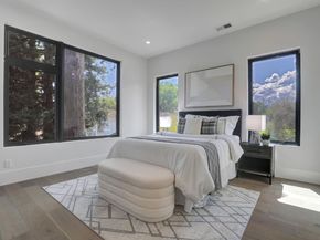 546 9th Avenue, Menlo Park CA 94025