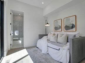 546 9th Avenue, Menlo Park CA 94025