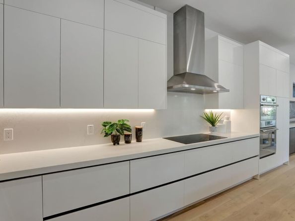 546 9th Avenue, Menlo Park CA 94025