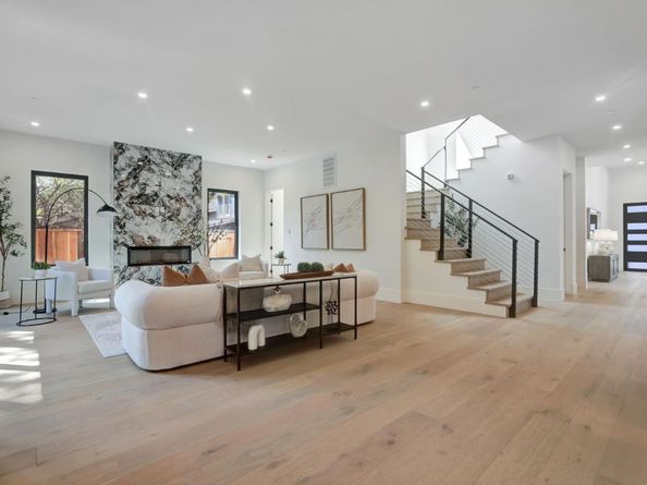 546 9th Avenue, Menlo Park CA 94025