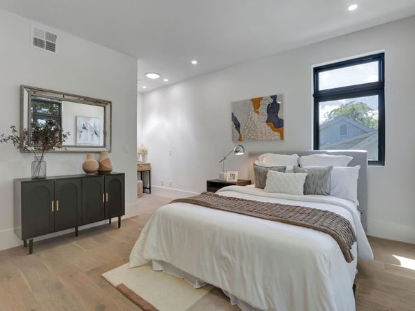 546 9th Avenue, Menlo Park CA 94025