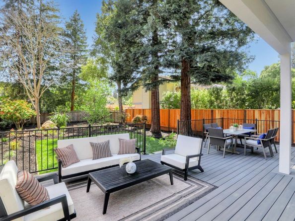 546 9th Avenue, Menlo Park CA 94025