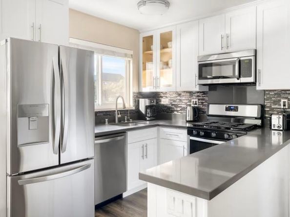 710 Laurel Avenue, San Mateo CA 94401