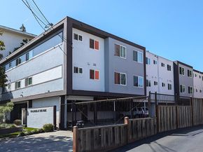 710 Laurel Avenue, San Mateo CA 94401