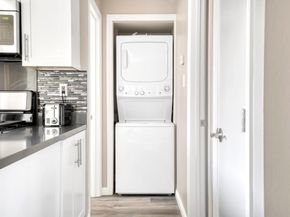 710 Laurel Avenue, San Mateo CA 94401
