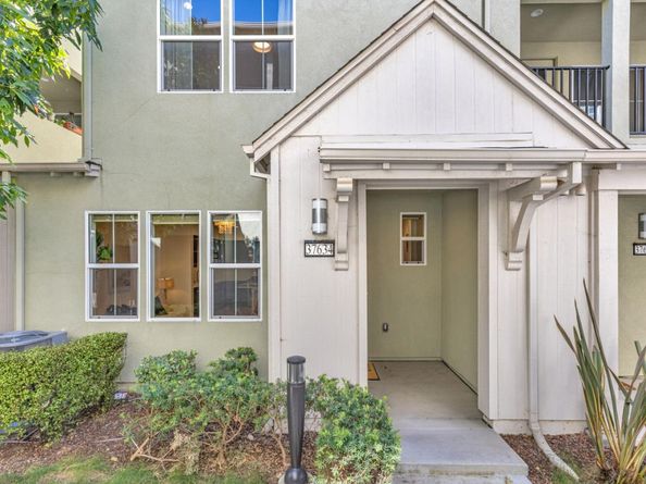 37634 Cape Cod Road, Newark CA 94560